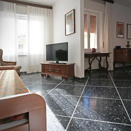 Appartement Sulle Vie Delle Cinque Terre, Nel Centro Storico Di Spezia!