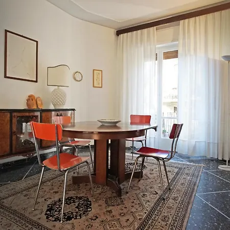 Sulle Vie Delle Cinque Terre, Nel Centro Storico Di Spezia! La Spezia