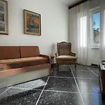 Sulle Vie Delle Cinque Terre, Nel Centro Storico Di Spezia! *