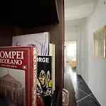 Sulle Vie Delle Cinque Terre, Nel Centro Storico Di Spezia! *