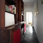 Sulle Vie Delle Cinque Terre, Nel Centro Storico Di Spezia! *