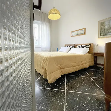 Apartment Sulle Vie Delle Cinque Terre, Nel Centro Storico Di Spezia! La Spezia