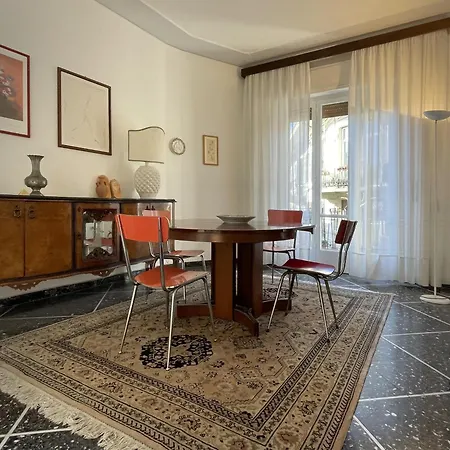 Sulle Vie Delle Cinque Terre, Nel Centro Storico Di Spezia!