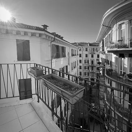 Sulle Vie Delle Cinque Terre, Nel Centro Storico Di Spezia! Lejlighed *