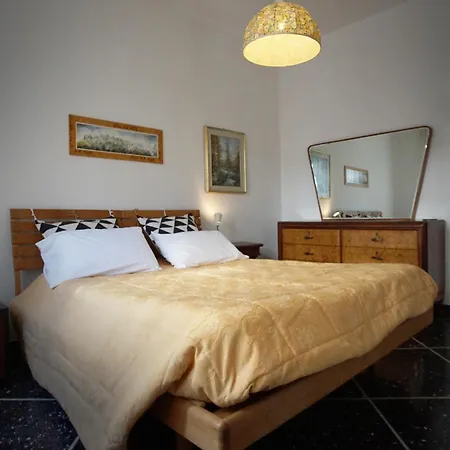 Sulle Vie Delle Cinque Terre, Nel Centro Storico Di Spezia! Lejlighed La Spezia