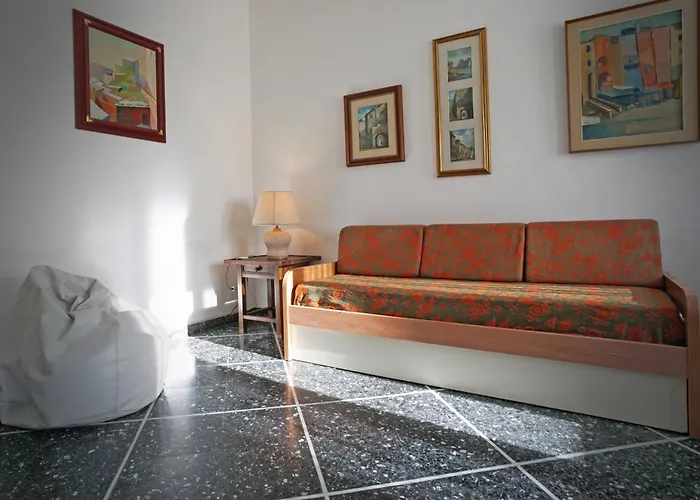 Sulle Vie Delle Cinque Terre, Nel Centro Storico Di Spezia! アパート ラ・スペツィア