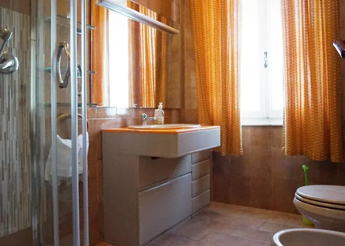 アパート Sulle Vie Delle Cinque Terre, Nel Centro Storico Di Spezia! *